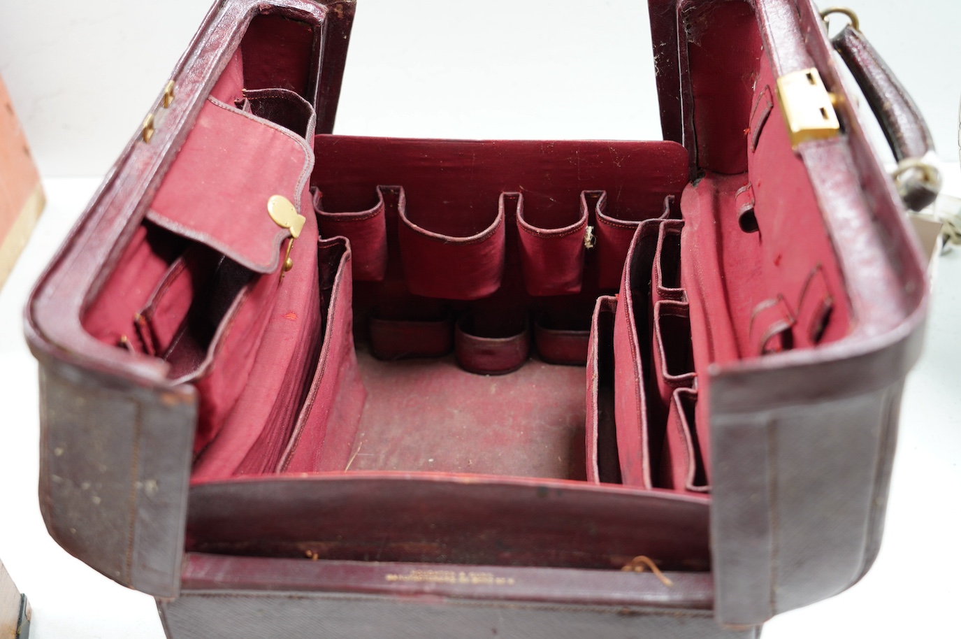 Two 1920s/30s Vanden Plas automobile related items presented to Edwin Fox the owner of Vanden Plas from 1923 to 1946; a Bentley Vanden Plas inlaid stationery case with inlaid ivorine Bentley and Lagonda logos, with four